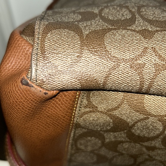 Coach Handbag - Picture 4 of 11